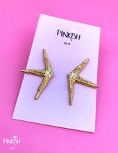 Load image into Gallery viewer, Gold Magic Starfish Earrings